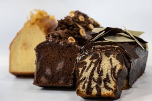 Travel cakes